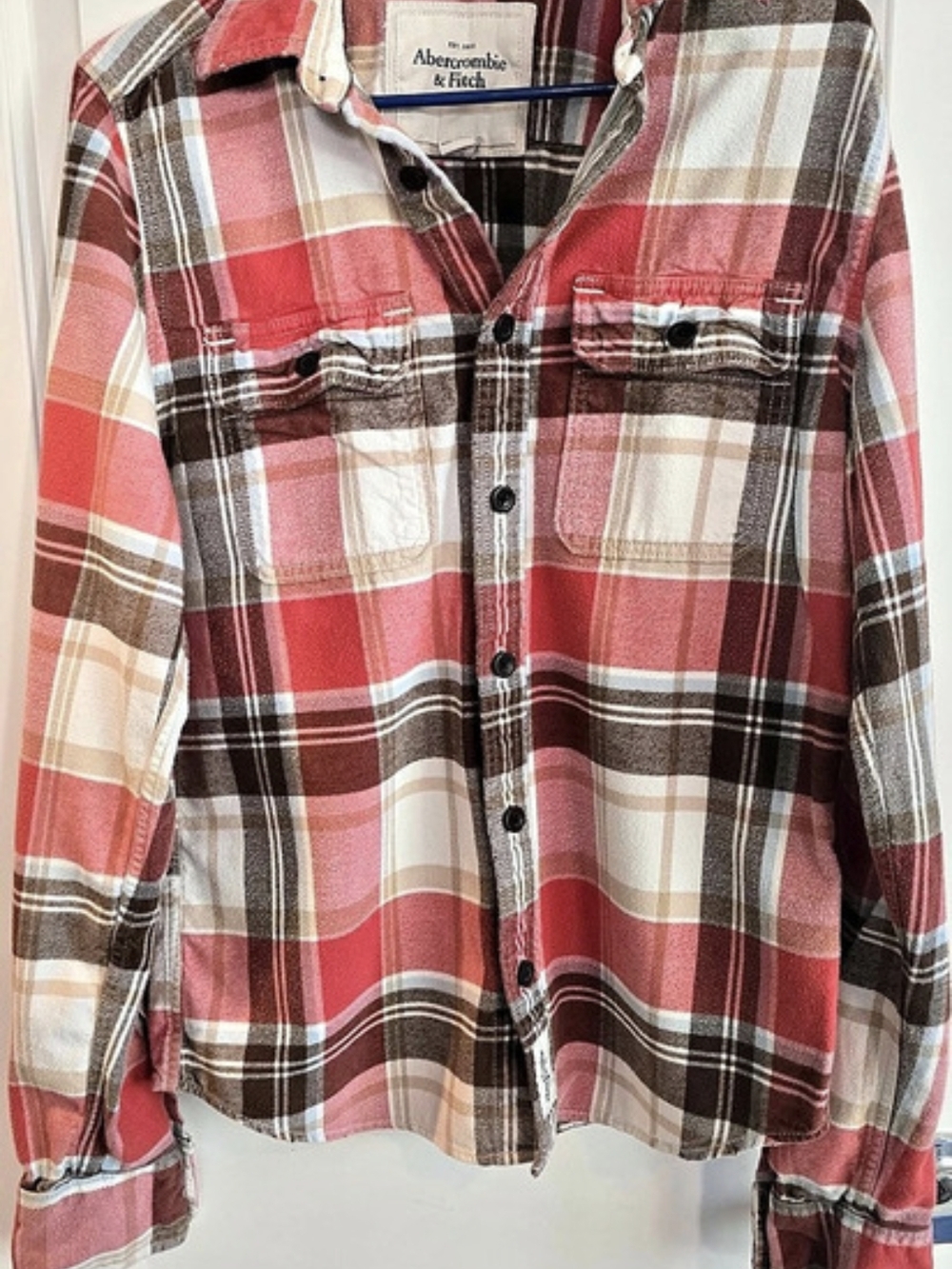 Abercrombie & Fitch Plaid Button Down in Red & Brown Size Medium